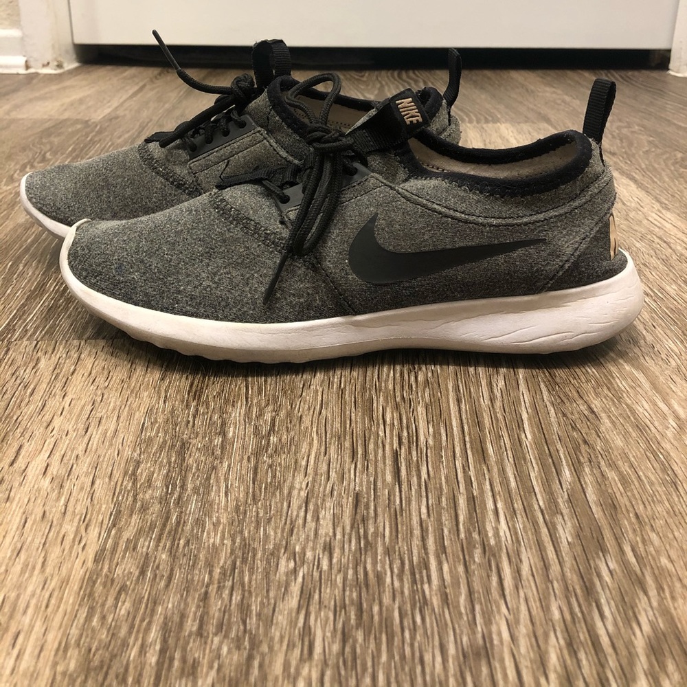 Nike free runs